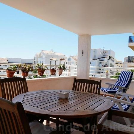 Delightful Seaview Apartment In Beautiful Альтеа Экстерьер фото