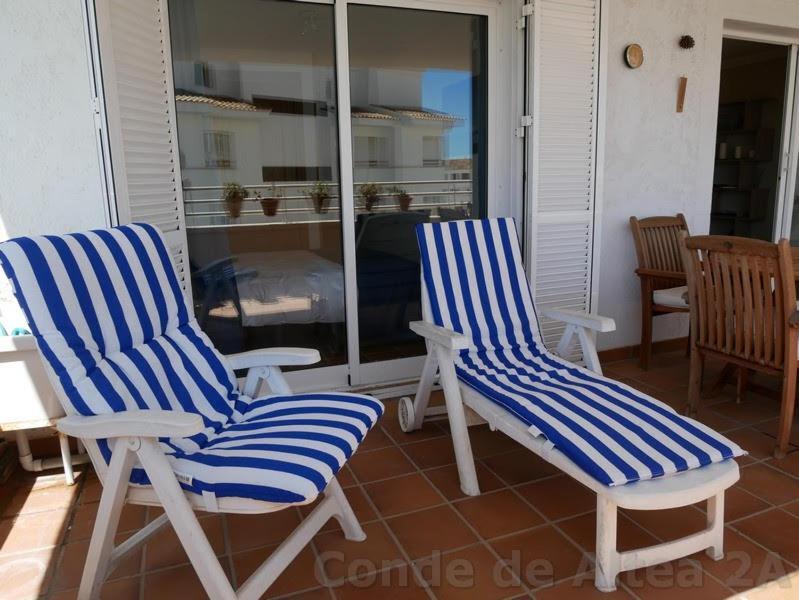 Delightful Seaview Apartment In Beautiful Альтеа Экстерьер фото